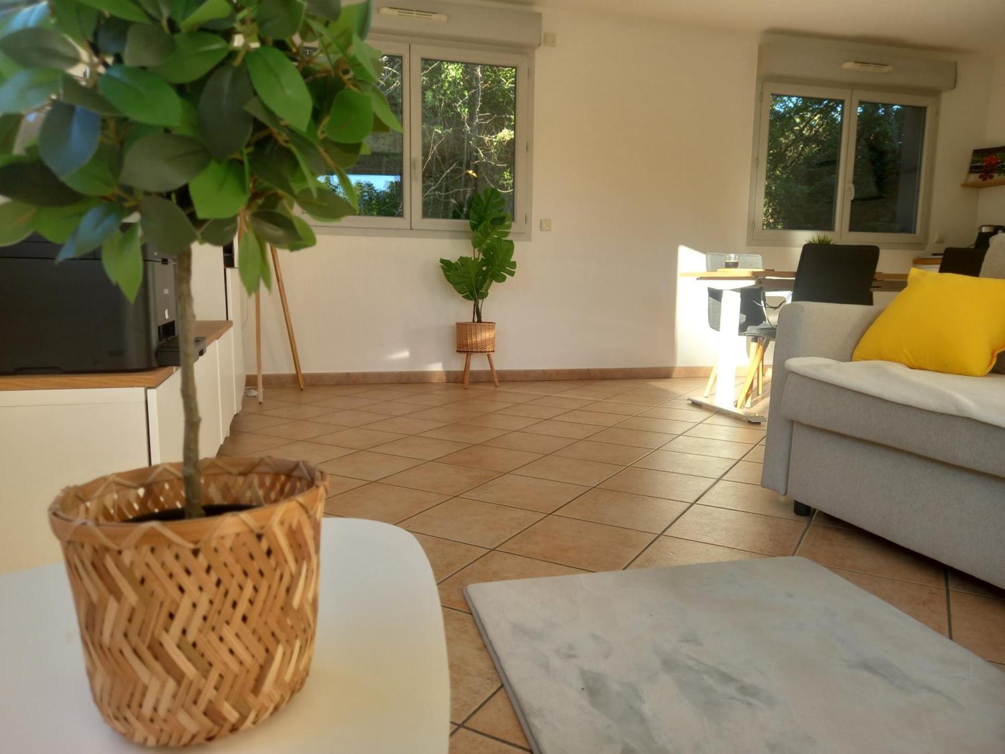T2 De 56M2 - Geneve A 5 Min- Parking Prive Gratuit Apartment Сен-Жулиен-ан-Женевуа Екстериор снимка