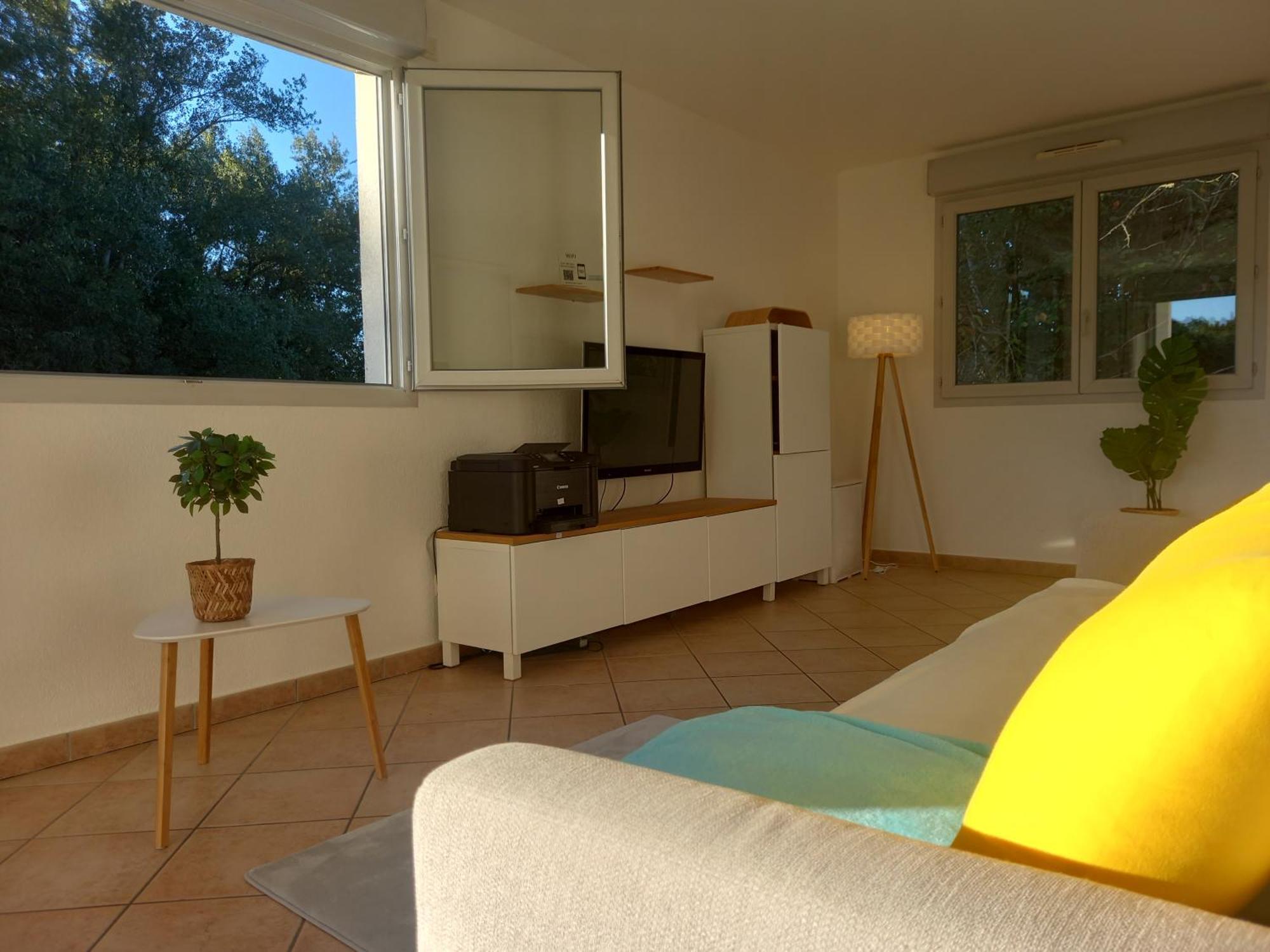 T2 De 56M2 - Geneve A 5 Min- Parking Prive Gratuit Apartment Сен-Жулиен-ан-Женевуа Екстериор снимка