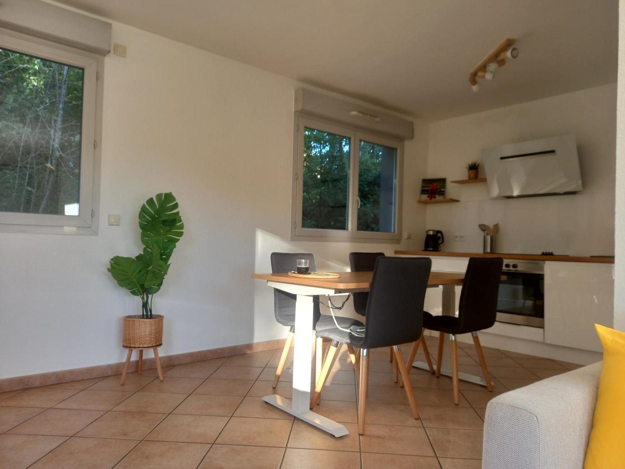 T2 De 56M2 - Geneve A 5 Min- Parking Prive Gratuit Apartment Сен-Жулиен-ан-Женевуа Екстериор снимка
