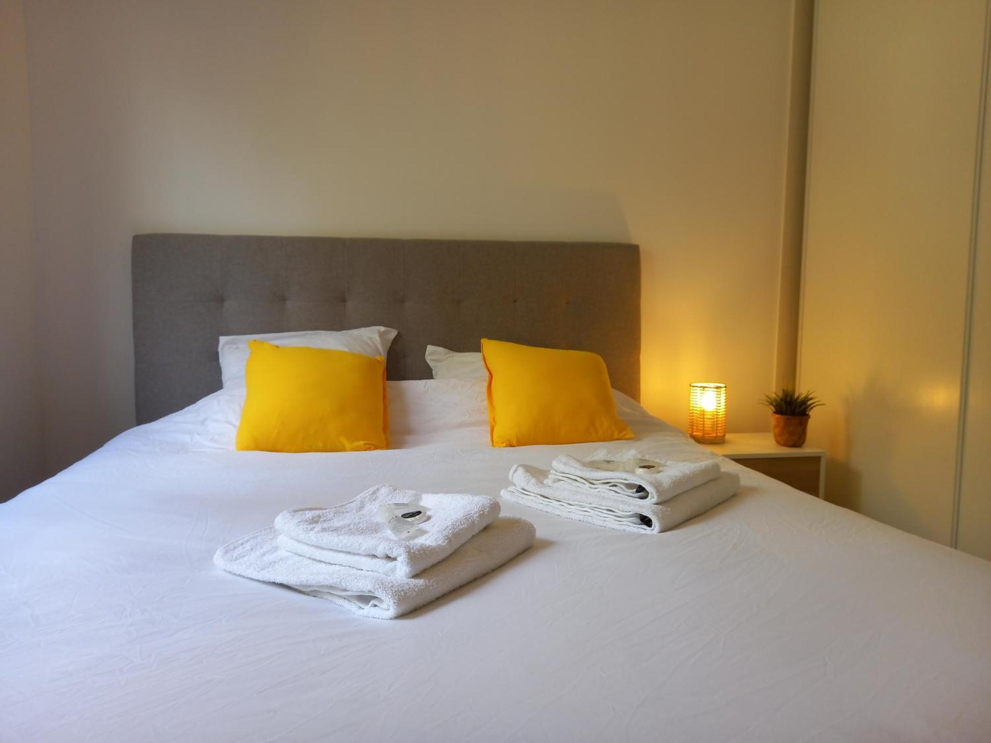 T2 De 56M2 - Geneve A 5 Min- Parking Prive Gratuit Apartment Сен-Жулиен-ан-Женевуа Екстериор снимка